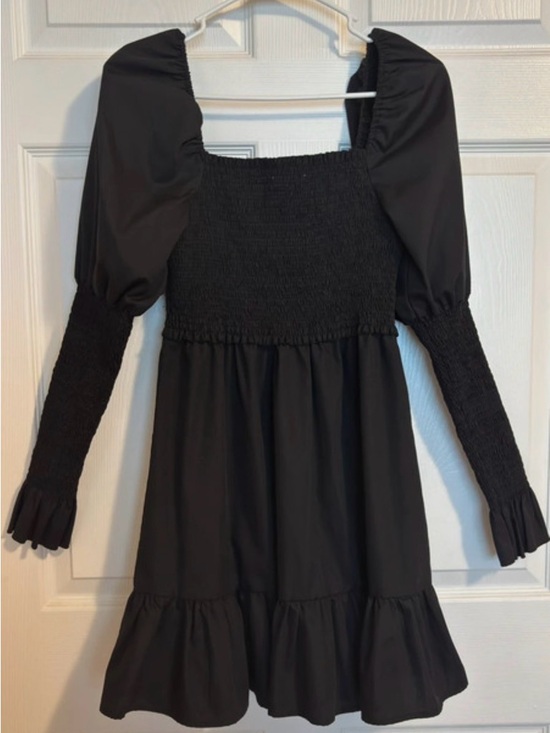 Dresses & Skirts - Black Smocked Puff Sleeve Mini Dress